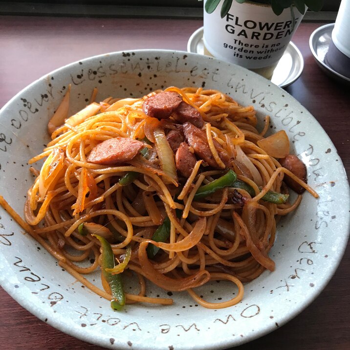 味濃いめ!チーズナポリタン
